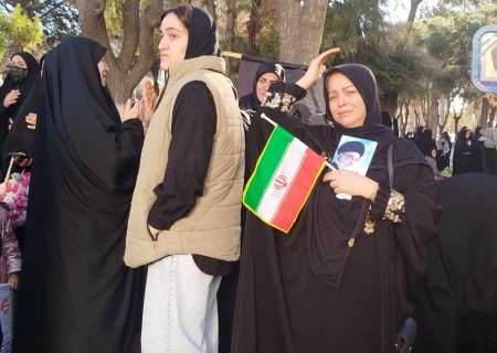 شهادت جانسوز رهبر انقلاب