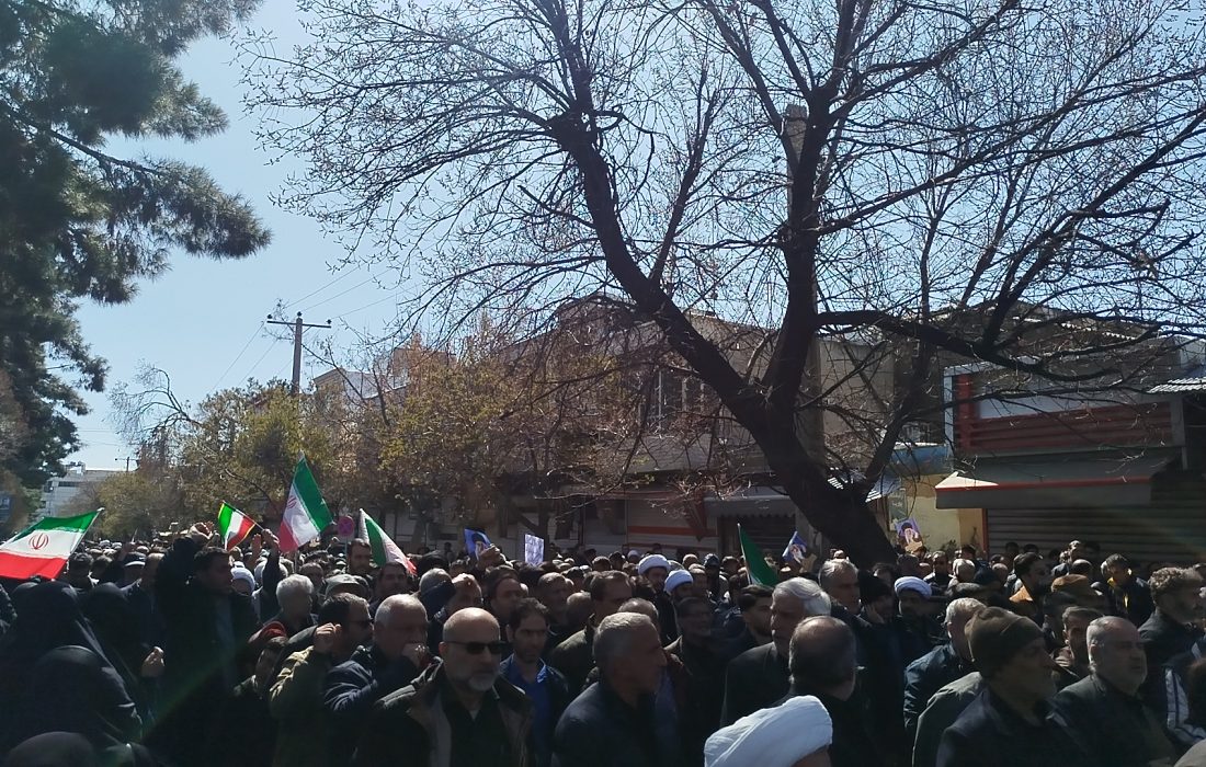 خروش مردم بروجرد