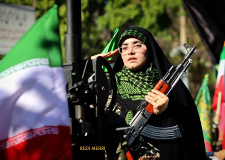دختران جانفدای ایران در بروجرد به میدان آمدند