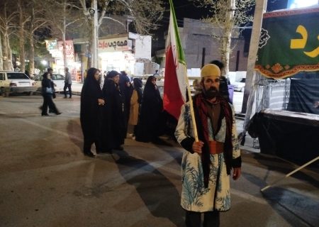 ندای الله اکبر سر دادند