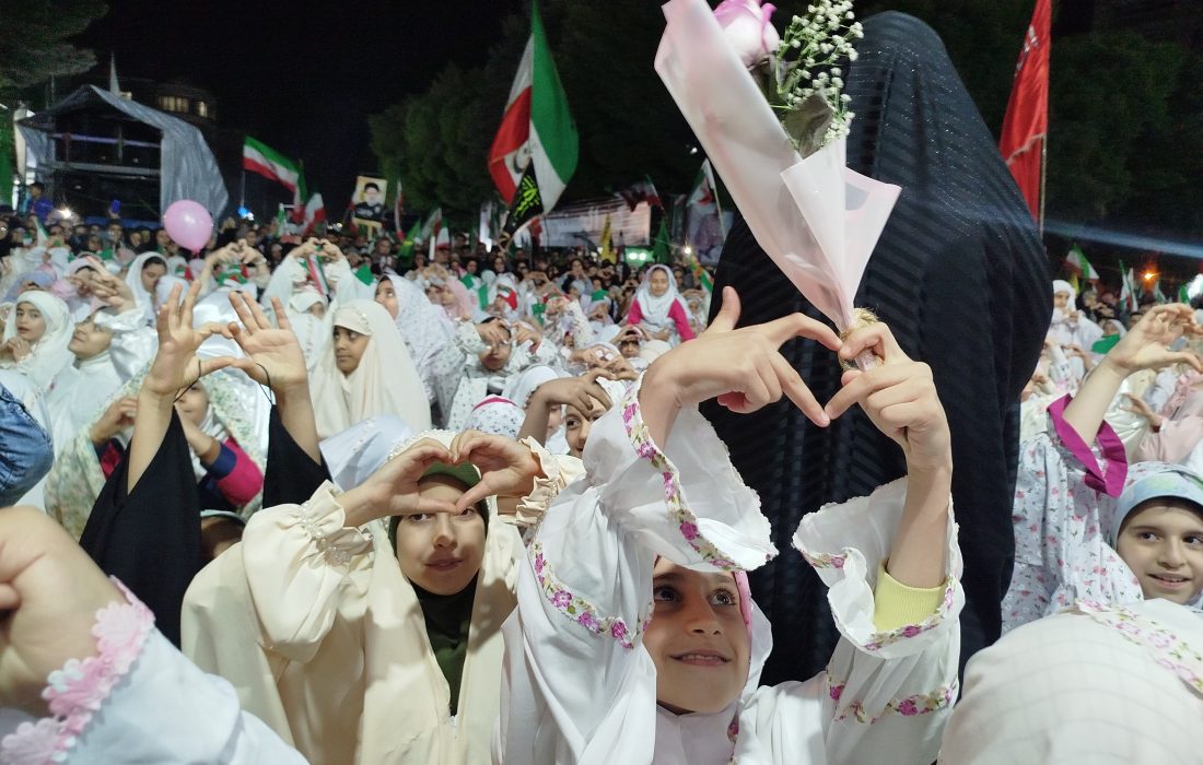 آغاز بندگی دختران بروجردی