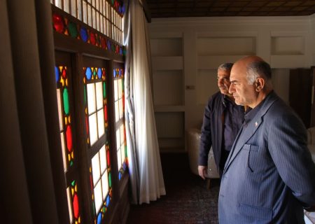 ۲۰۰ بنای تاریخی در بروجرد وجود دارد