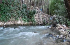 جلوه‌گری طبیعت جاده ونایی بروجرد
