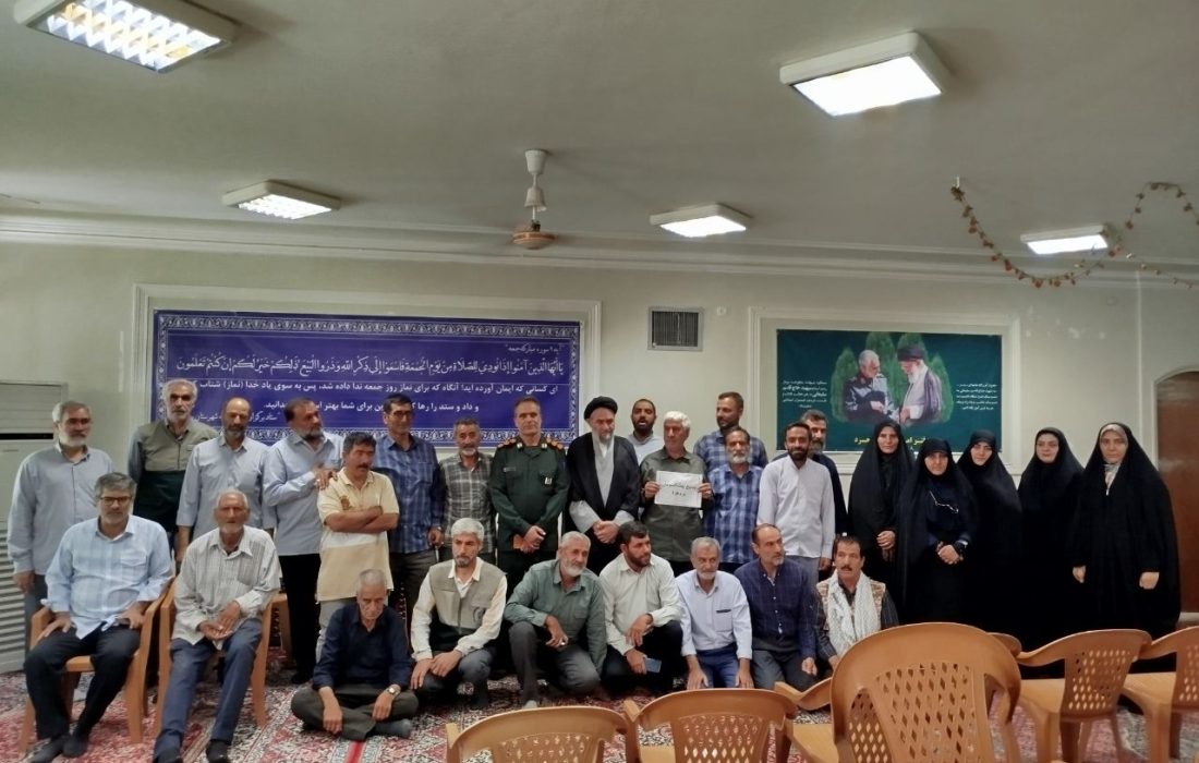 دیدار جهادگران فاطمی و گروههای جهادی بروجرد با امام جمعه