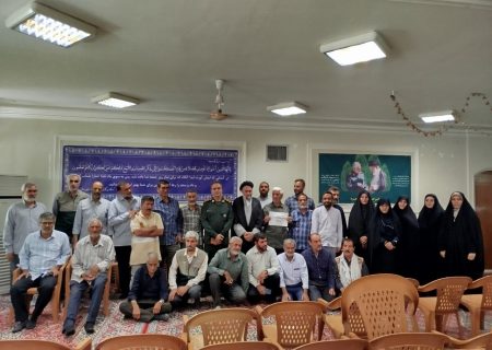 دیدار جهادگران فاطمی و گروه‌های جهادی بروجرد با امام جمعه