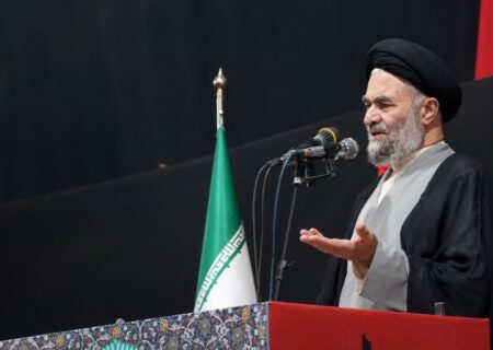 دشمن به دنبال تضعیف ایران است