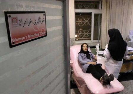 بروجرد در اهدای خون بانوان، رتبه نخست کشور را کسب کرد